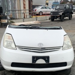 Toyota Prius Hybrid  Halfcut  